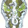 зеленый щит с драконом для юного рыцаря